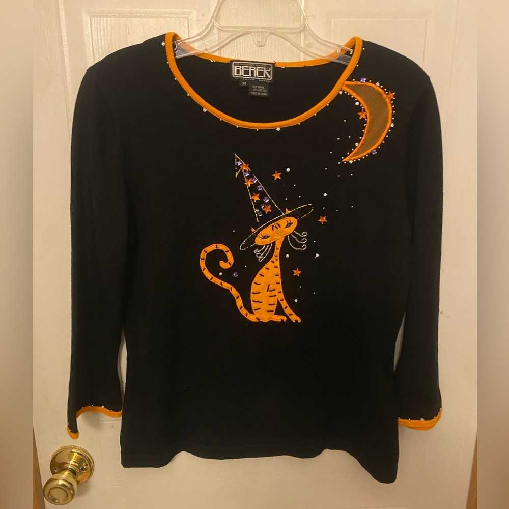 Berek Vintage Witch Cat Embellished Lightweight Sweater/Top